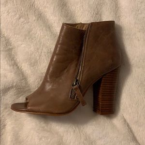 Levity peep toe booties. Size 7.